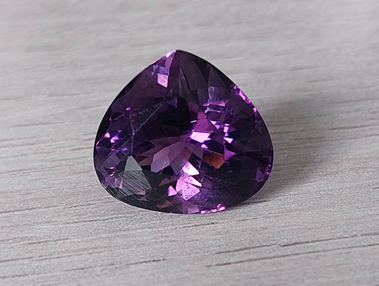 Аметист 16.52 Ct 17,2x16 мм - фото фото фото 4