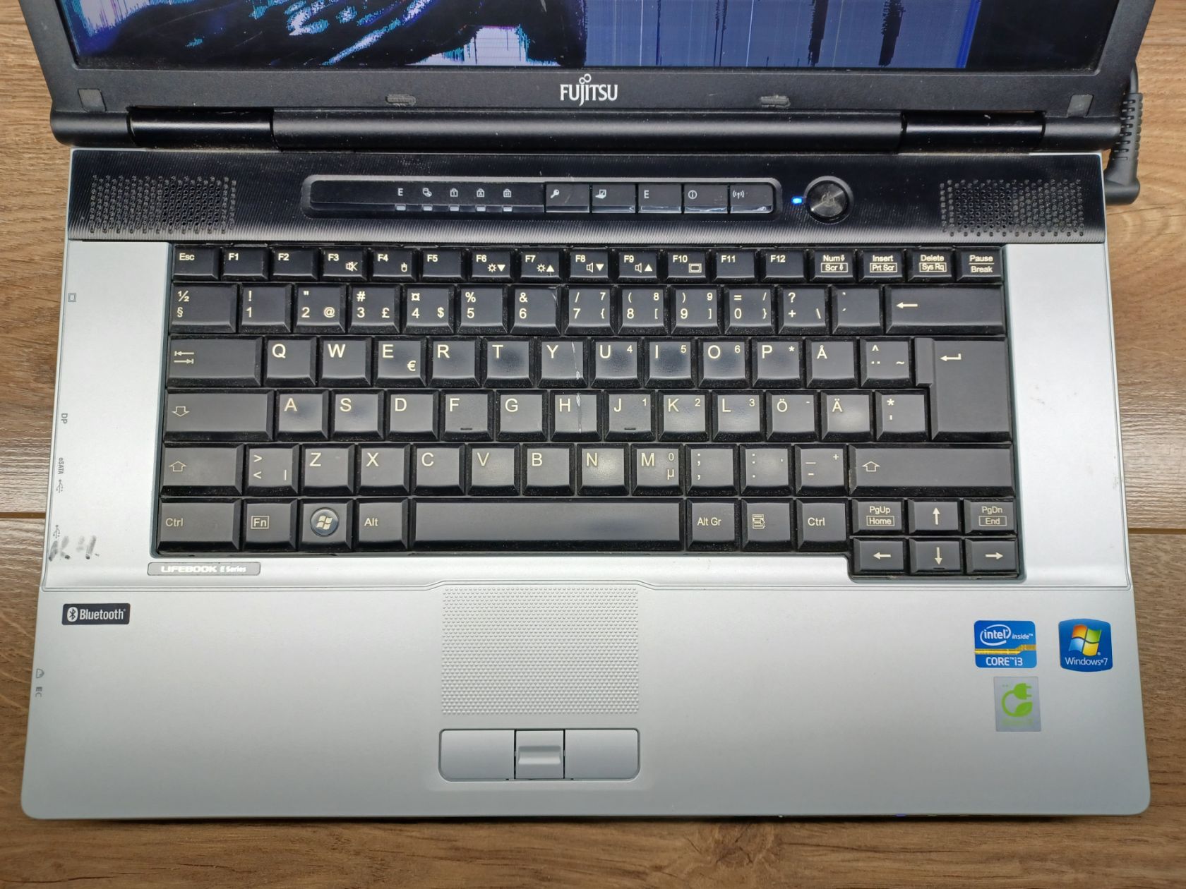 Ноутбук Fujitsu Lifebook E751 №72 - фото фото фото 2
