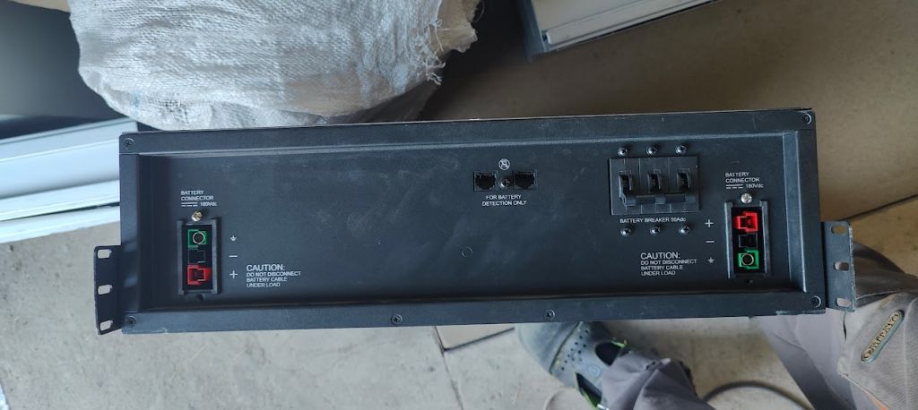 Батарейный модуль Eaton Powerware 9135 PW9135N6000-EBM3U № 240708109 - фото фото фото 2