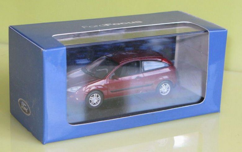 Minichamps  "Ford" Ford Focus - фото фото фото 1