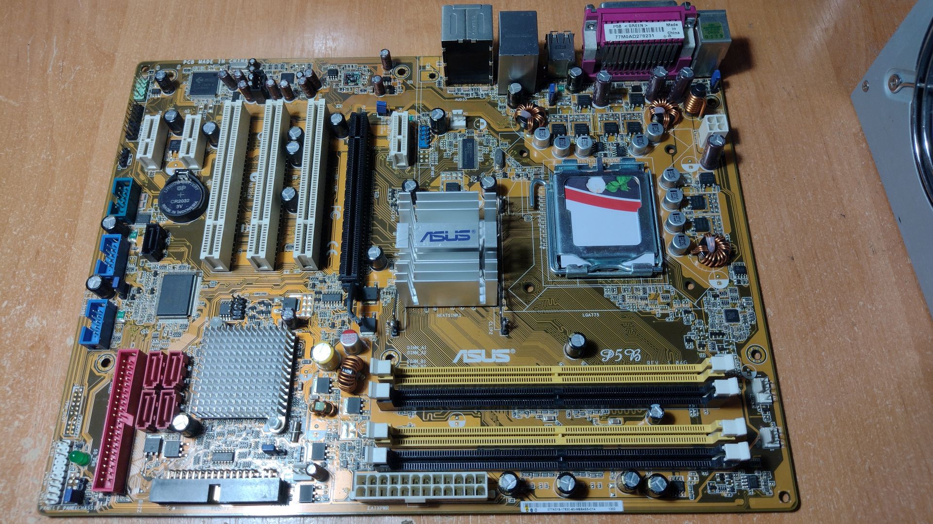 Материнська плата Asus P5B  (s775, P965, PCI-Ex16)  (нет сети)УЦЕНКА-ЧИТАТЬ) - фото фото фото 0