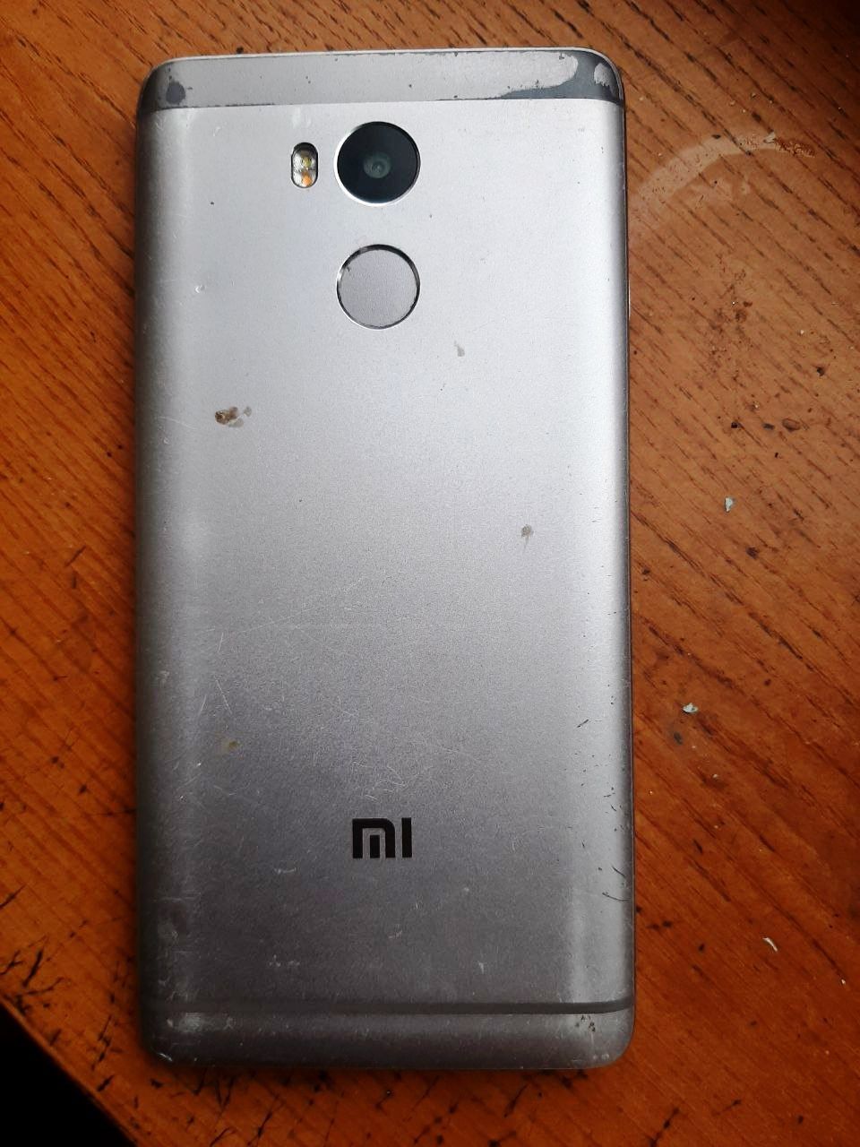 Xiaomi Redmi 4 Pro.Не раьочий,на запчасти. - фото фото фото 1