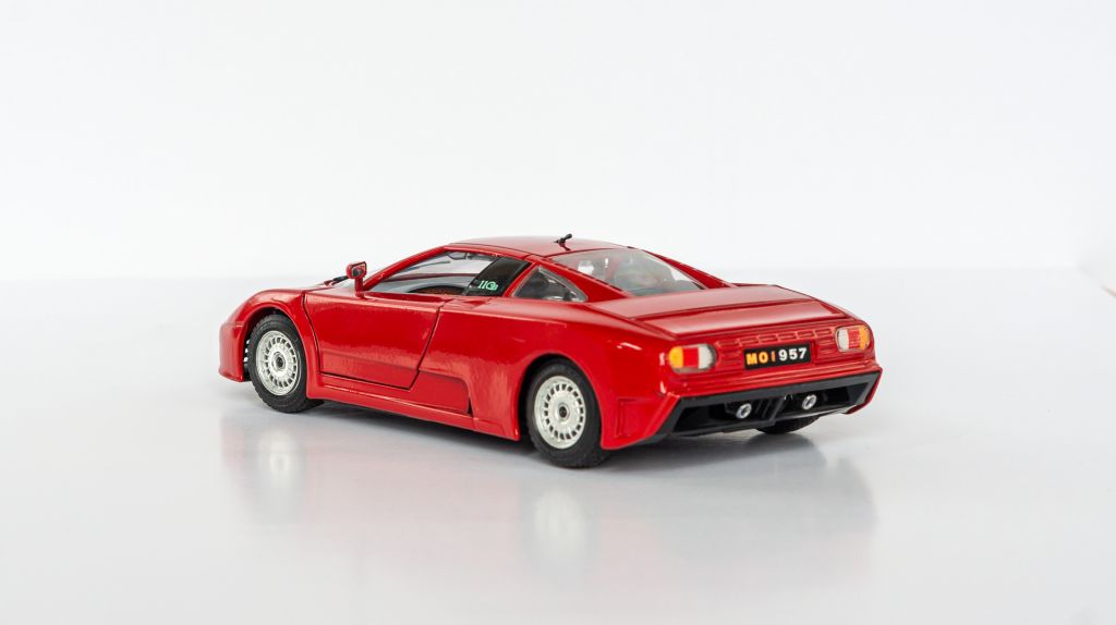 1:24 Bugatti 110 EB 1991 red, Bburago #0535 - фото фото фото 1