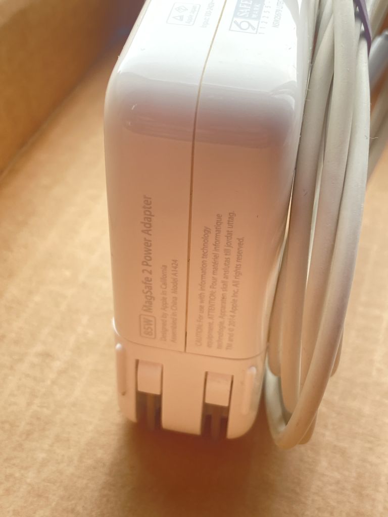 Apple MagSafe 2 85W зарядка для MacBook Pro     (нерабочая) - фото фото фото 4