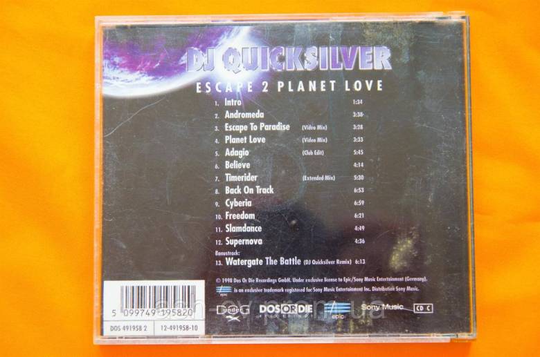 Музичний диск CD. DJ QUICKSILVER - Escape 2 planet love 1998 - фото фото фото 2