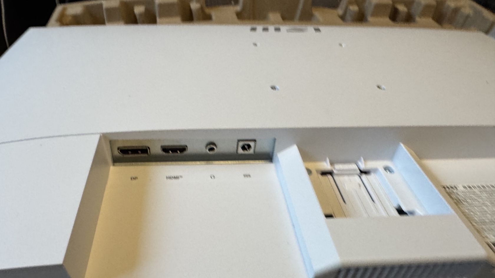 №2 Монітор 24" MSI PRO MP243XW з 1 грн - фото фото фото 1