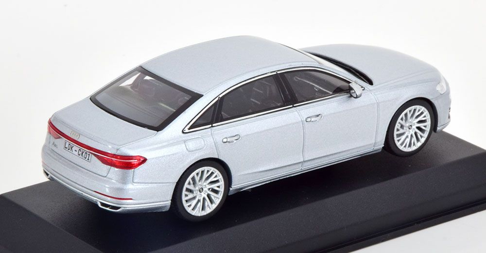 iScale 1:43 Audi A8 L  (2018) silver - фото фото фото 1