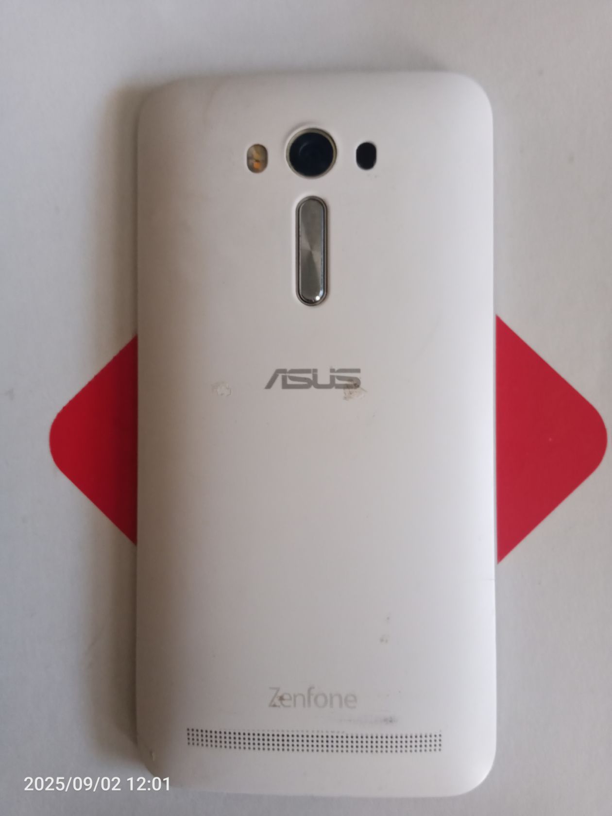 Asus ZenFone ZE 550KL white - фото фото фото 2