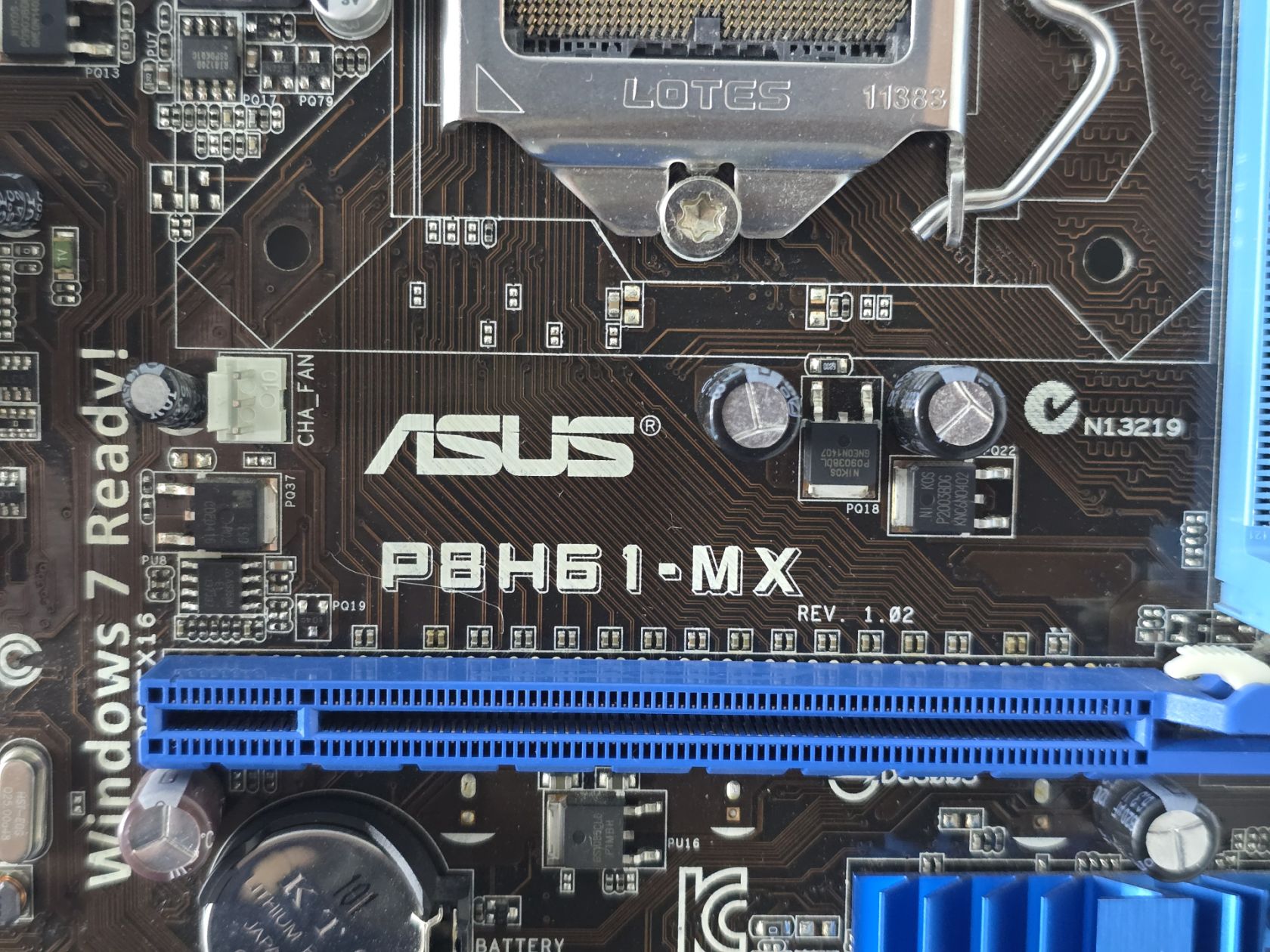 Материнська плата ASUS P8H61-MX    (Socket 1155,DDR3,б/у) - фото фото фото 2