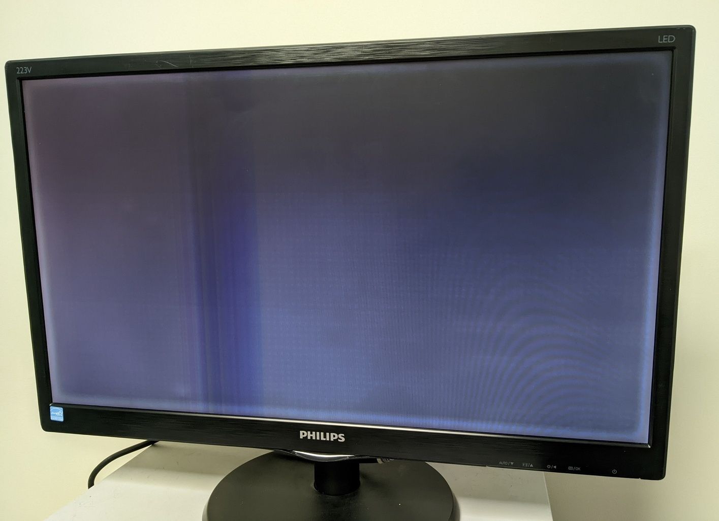 Матрица экран 21.5" Full HD | LED. Монитор PHILIPS 223V5L на запчасти - фото фото фото 0