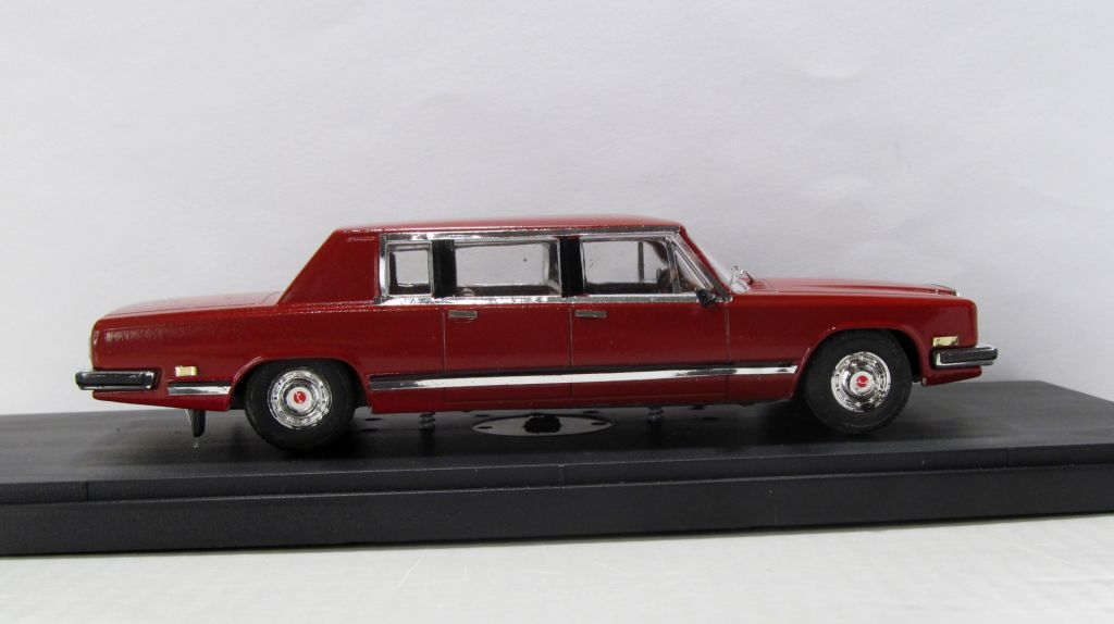 Конверсия красный ЗИЛ-41045 1983, DiamonD. Перекрас, лак, детализация 1:43 бокс. - фото фото фото 4