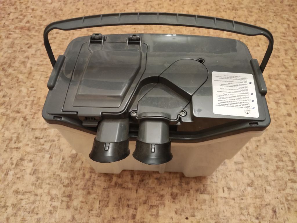 Моющий пылесос с аквафильтром Bosch BWD41740/04 1700 Вт - фото фото фото 12