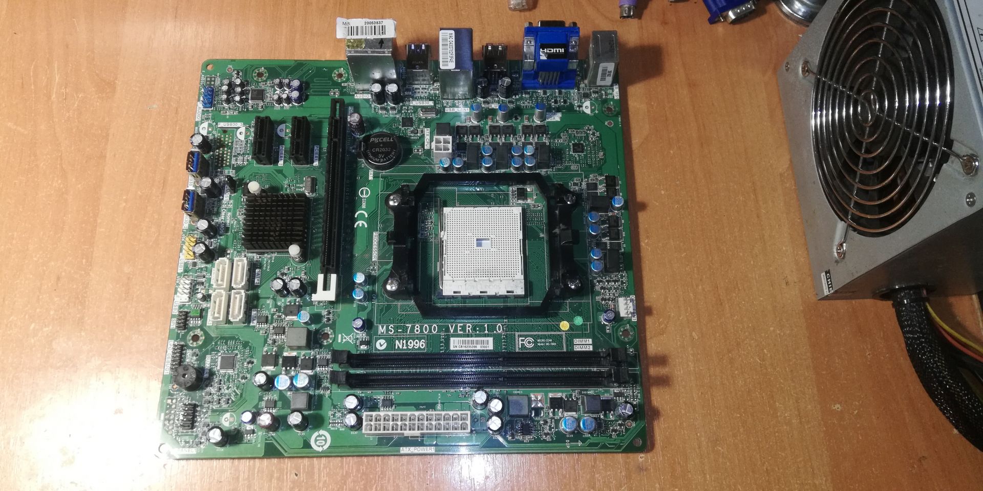 Материнская плата MSI Medion MS-7800      (Socket FM2, AMD A75,PCI-Express 16) - фото фото фото 0