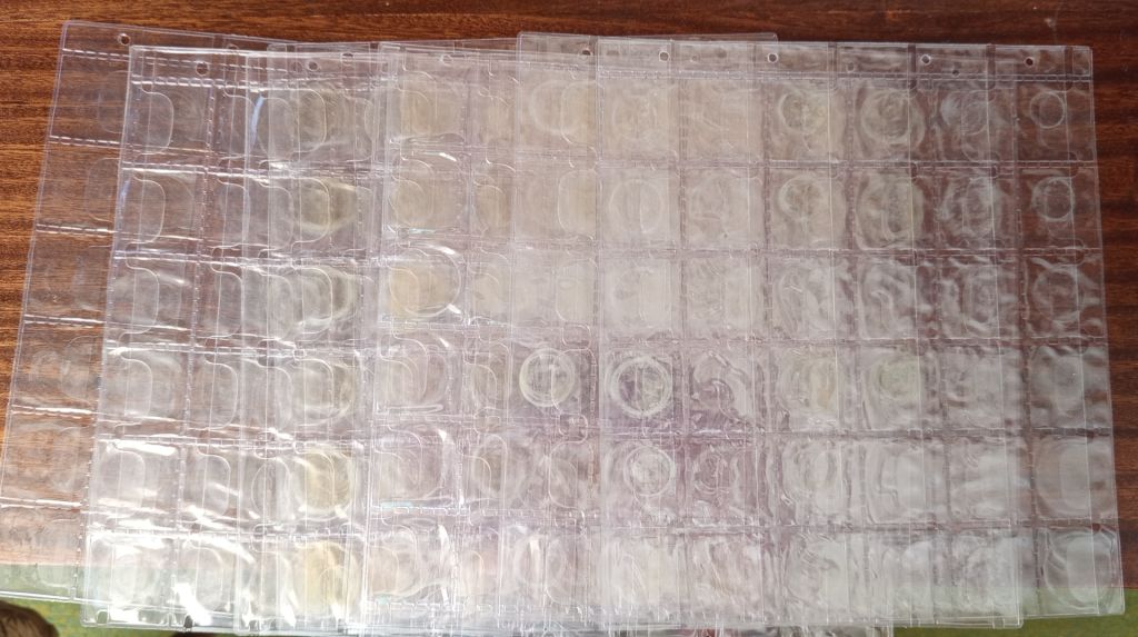Кулиса 235 см на 210 см для монет на 36 ячеек 30*30 Б.У - фото фото фото 0