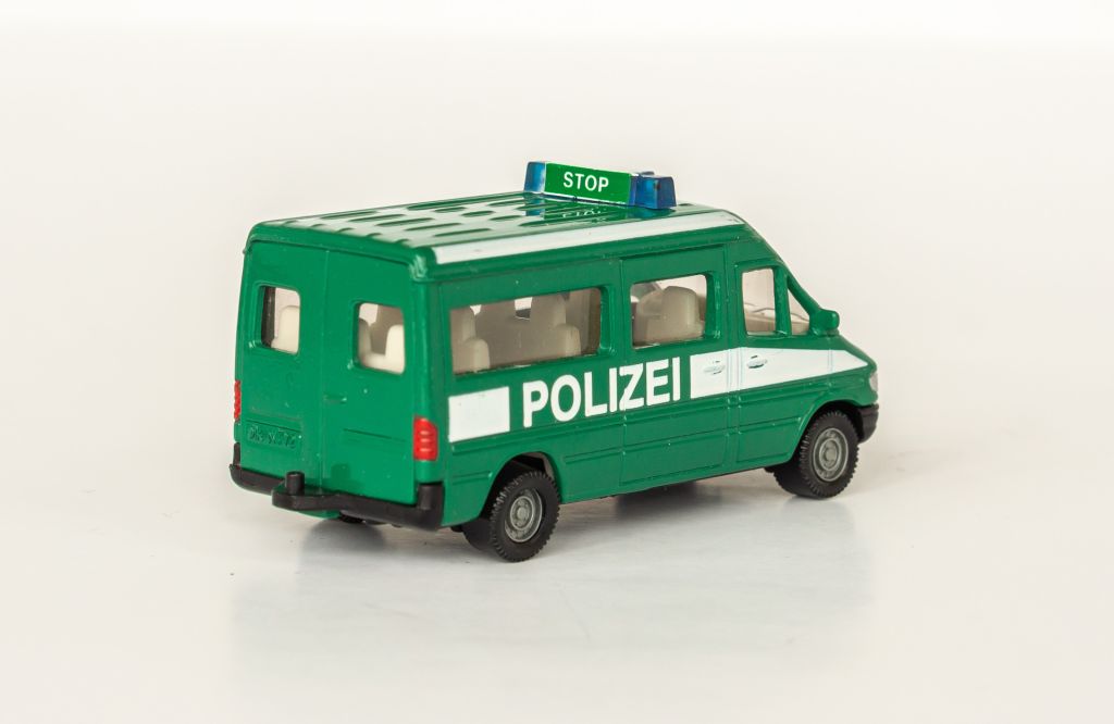 1:55 Mercedes Benz Sprinter Polizei, Siku 0804 - фото фото фото 2