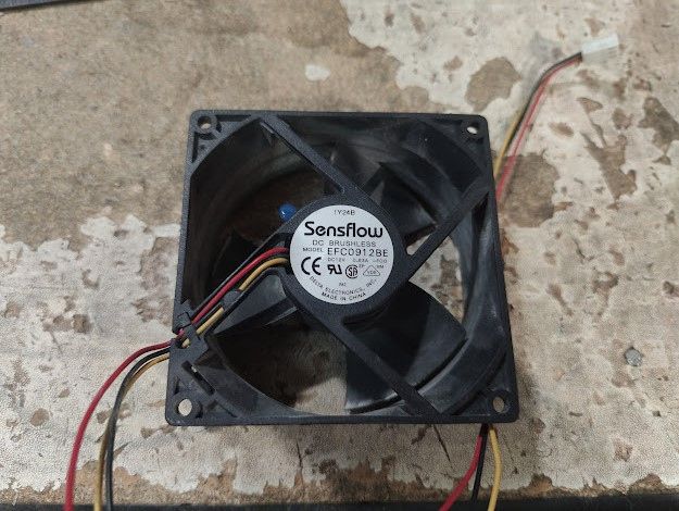 Серверный куллер Delta Electronics SensFlow EFC0912BE 92 мм № 240909105 - фото фото фото 0