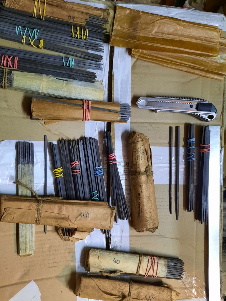 Напильник,надфиль квадратный 3х3ммДлина 160-180мм.Рабочая часть 110-120мм.Ссср - фото фото фото 2