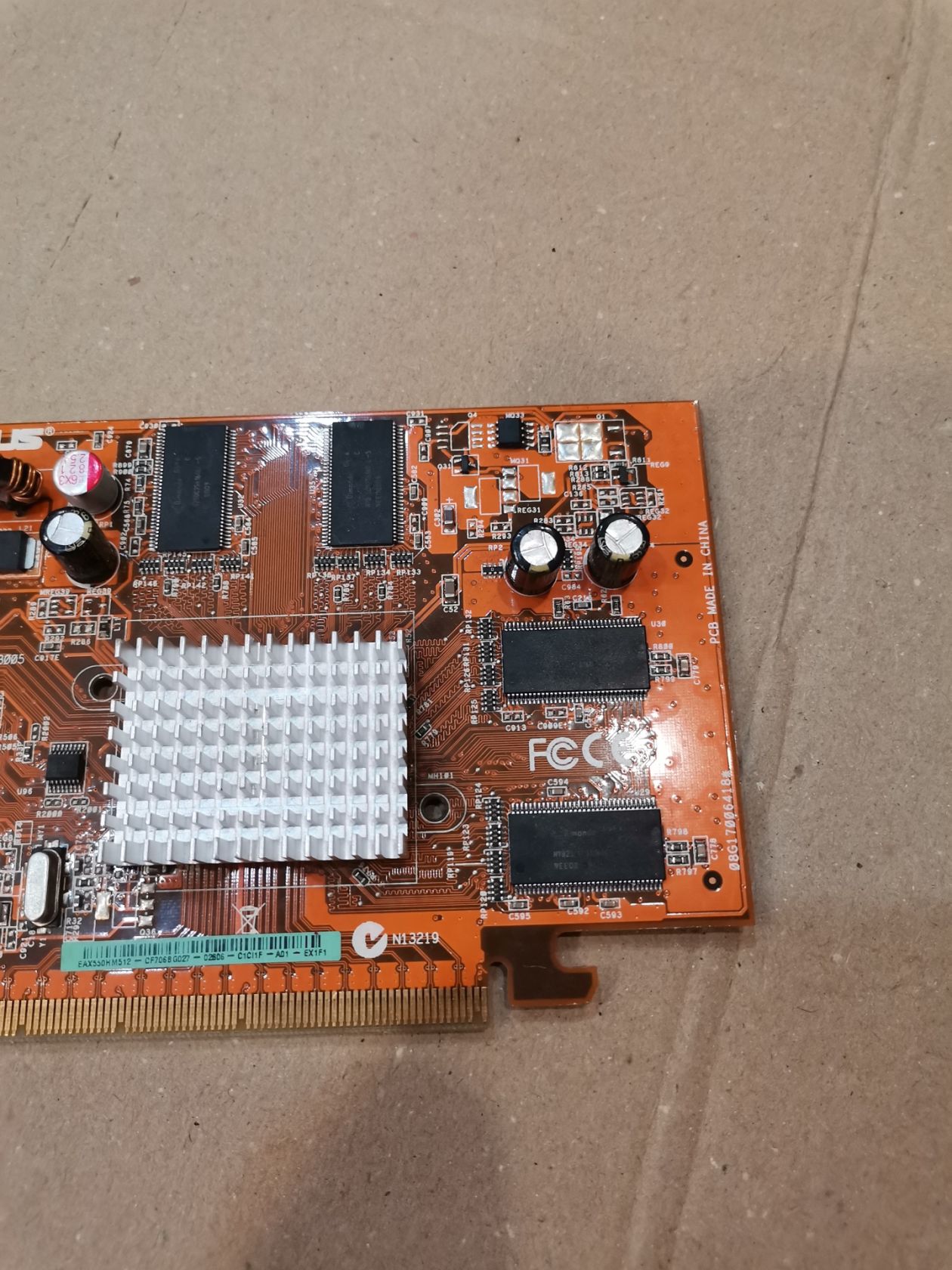 Видеокарта Asus EAX550HM512/TD/256M5/A PCI-E 256mb - фото фото фото 4