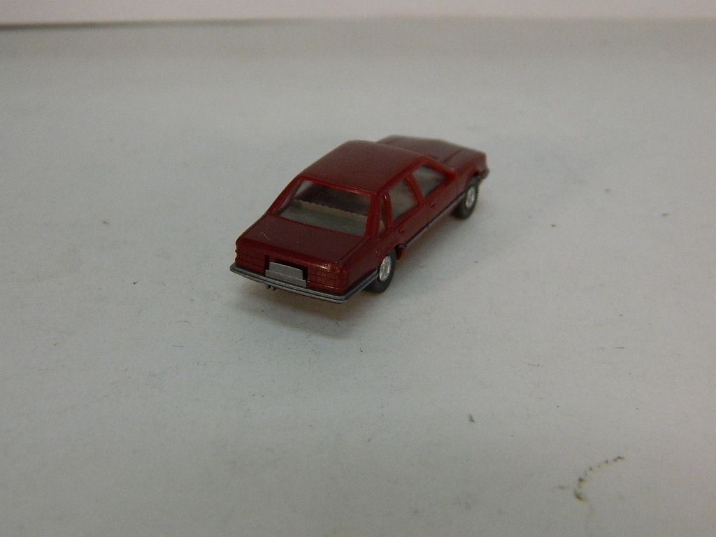 Автомобіль OPEL SENATOR. WIKING 1:87 H0  (11816.50/2). - фото фото фото 1