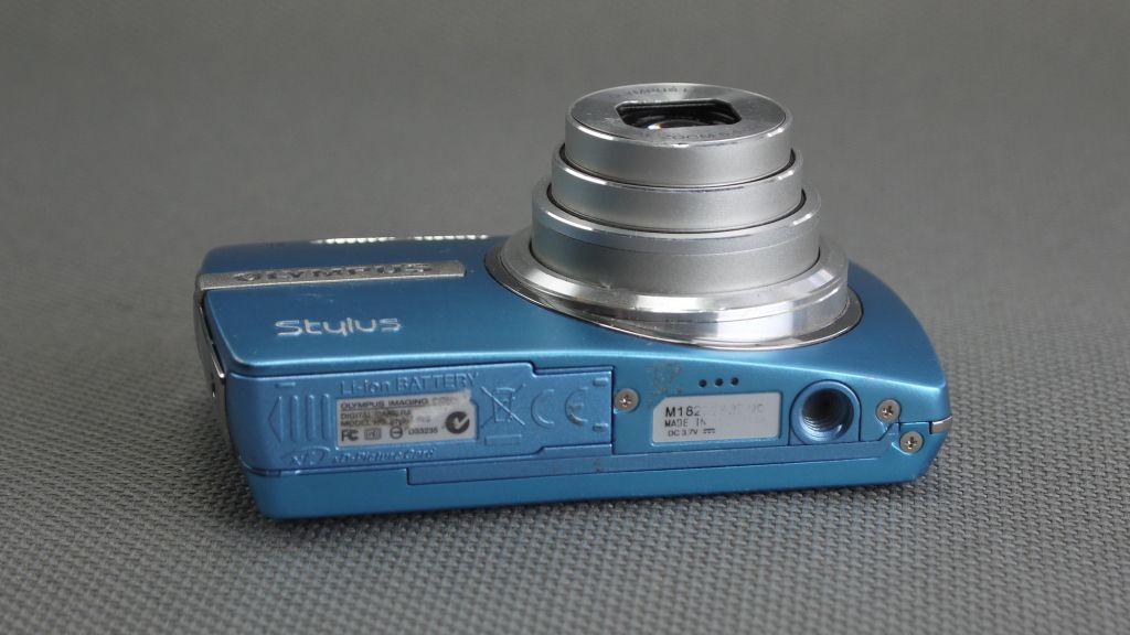 Цифровой фотоаппарат Olympus Stylus 820 8.0Mpix All-Weather camera блакитний Вживане - фото фото фото 4
