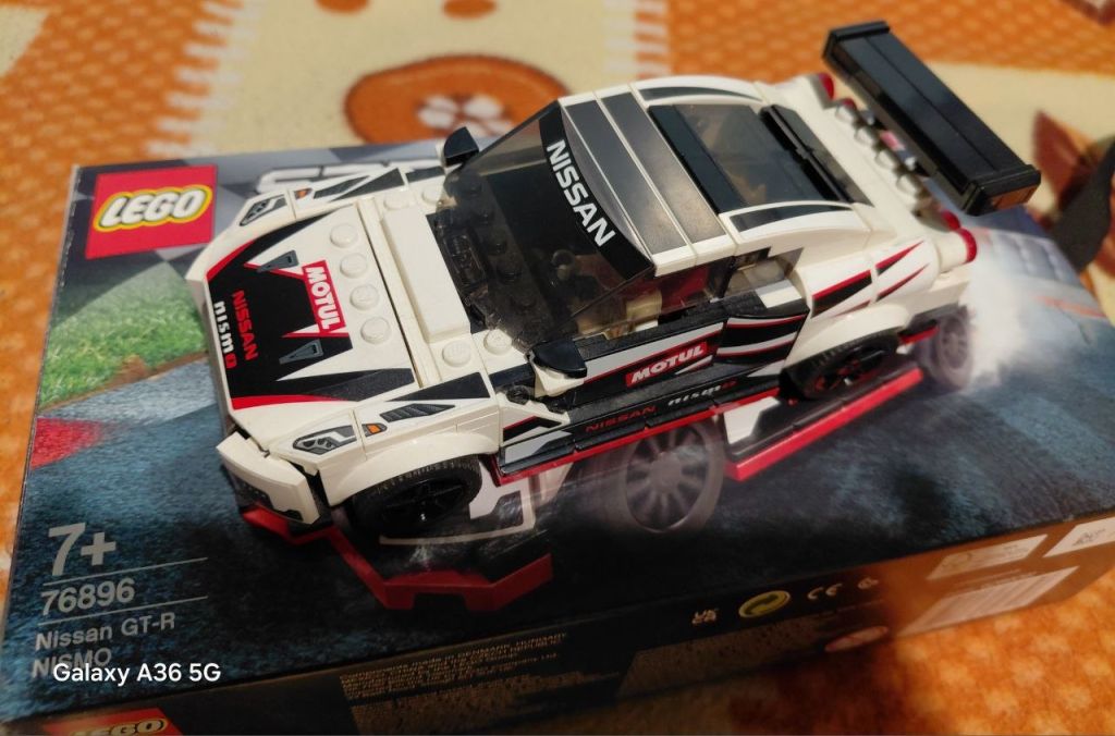 Продам Конструктор - модель Lego Speed Champions Nissan GT-R NISMO   (76896) - фото фото фото 2