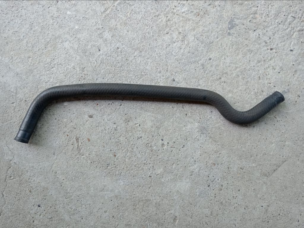 Патрубок водяний буса Мерседес Т1.   ( 6018323023 ) - фото фото фото 0