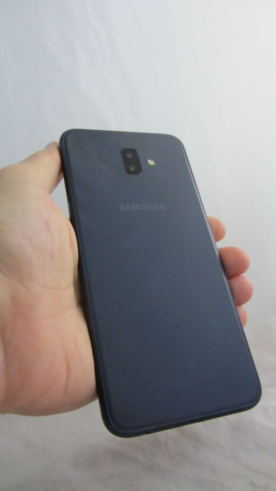 Samsung Galaxy J6+   (SM-J610FN/DS) Black - фото фото фото 3