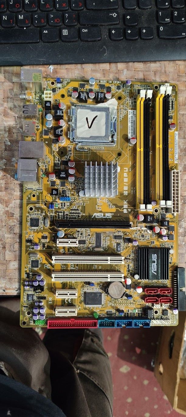 Мат. плата Asus P5K SE/EPU LGA775 P35 SATA ATX 4DDR2 № 232109113 - фото фото фото 0