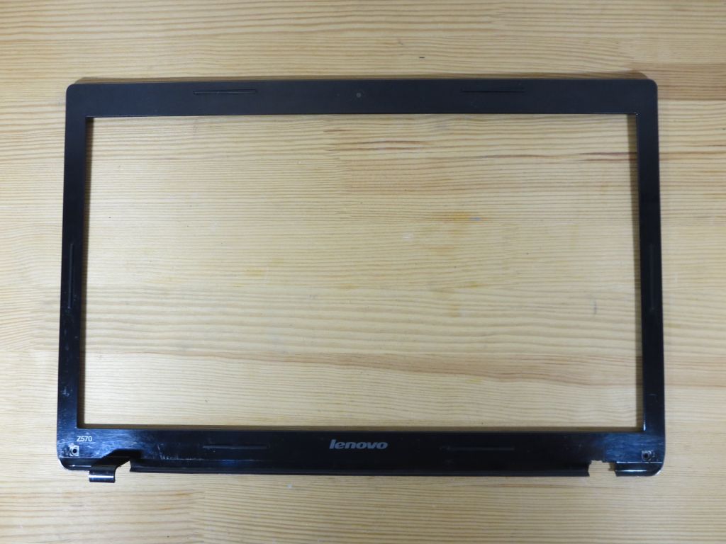 Рамка крышки матрицы  Lenovo ThinkPad Z570 - фото фото фото 0