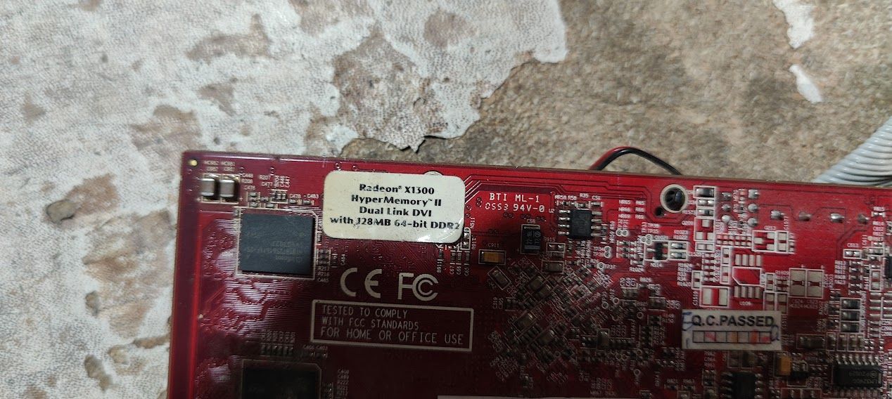 Видеокарта HIS Radeon X1300 HyperMemory II 64bit DDR2 128MB PCI-E № НР240104208 - фото фото фото 2