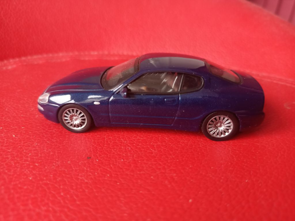 MASERATI  COUPE  1:43  DeAgostini - фото фото фото 1