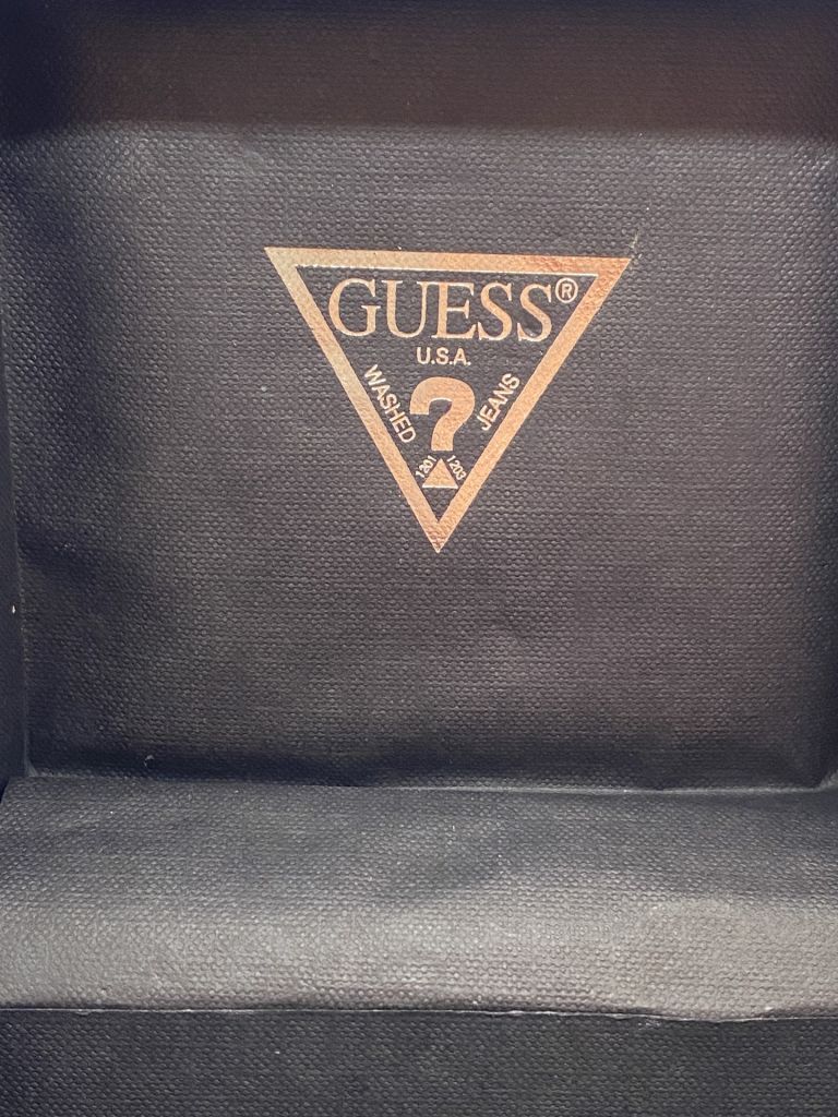 Коробка для годинника guess  (оригінал) чорна - фото фото фото 9