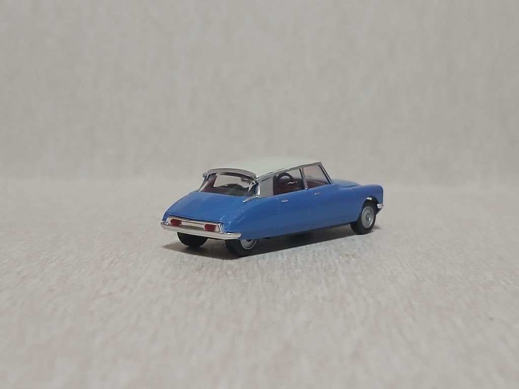 Автомобиль CITROEN DS 19. WIKING 1:87 H0  (11721.30/2+) . - фото фото фото 1