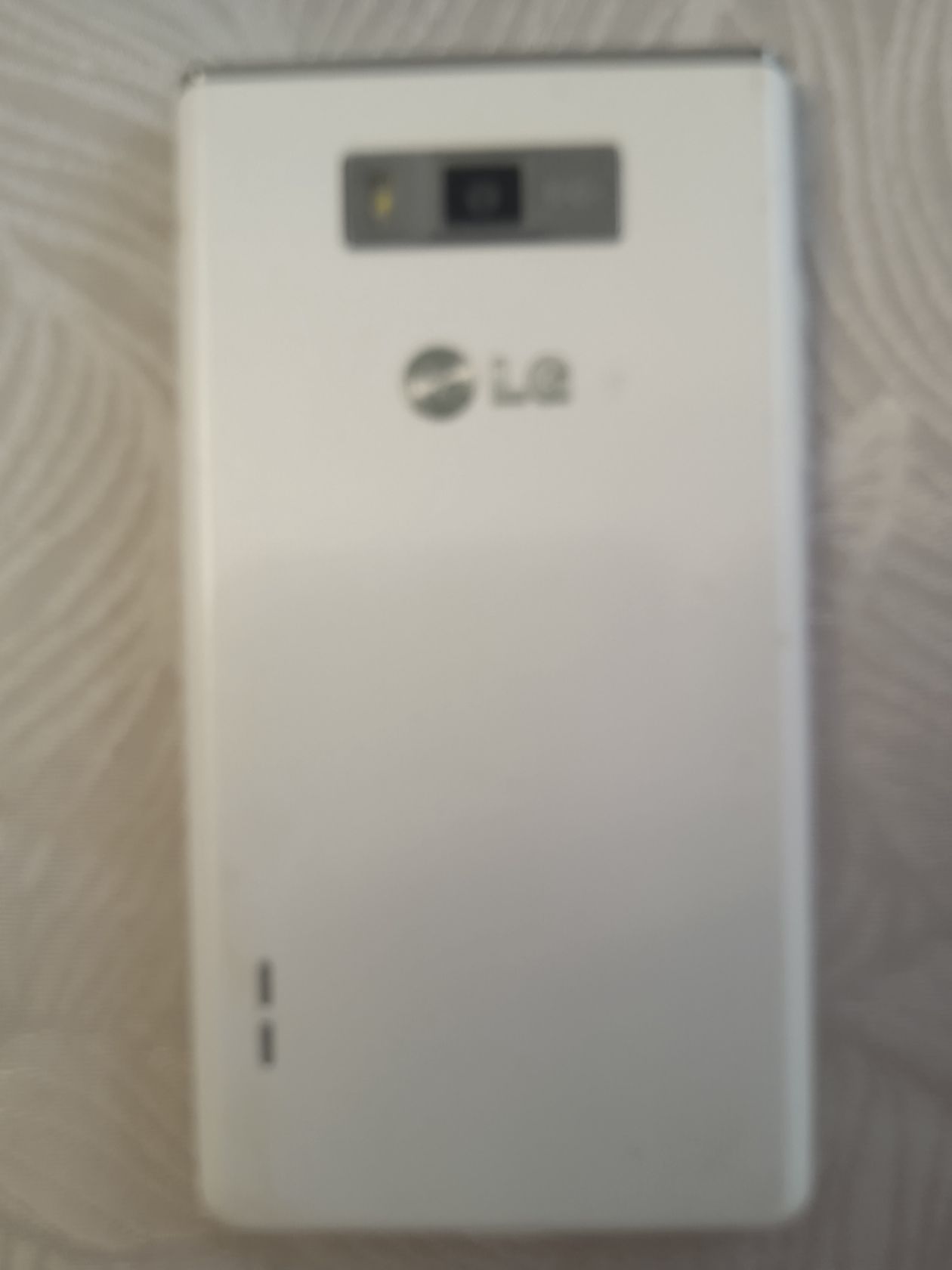 Смартфон LG-P705 - фото фото фото 3
