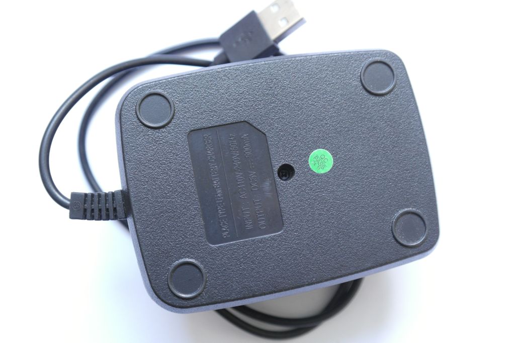 Настольная зарядная база Baofeng BF-888S USB - фото фото фото 2
