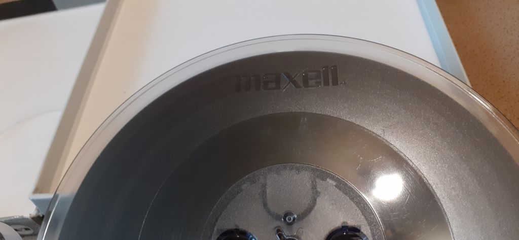 Магнітна стрічка бабіна  Maxell UD35-90 - фото фото фото 2