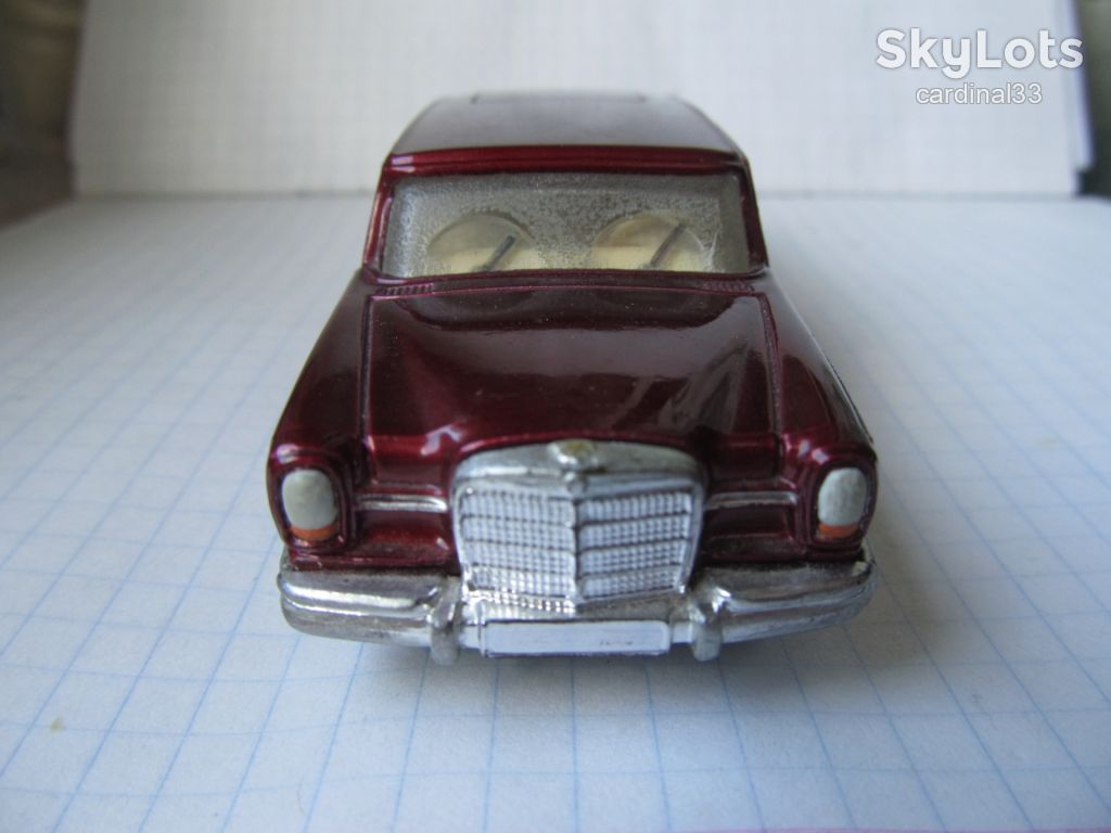 Corgi toys. Mersedes-Benz 600 Pullman - фото фото фото 1