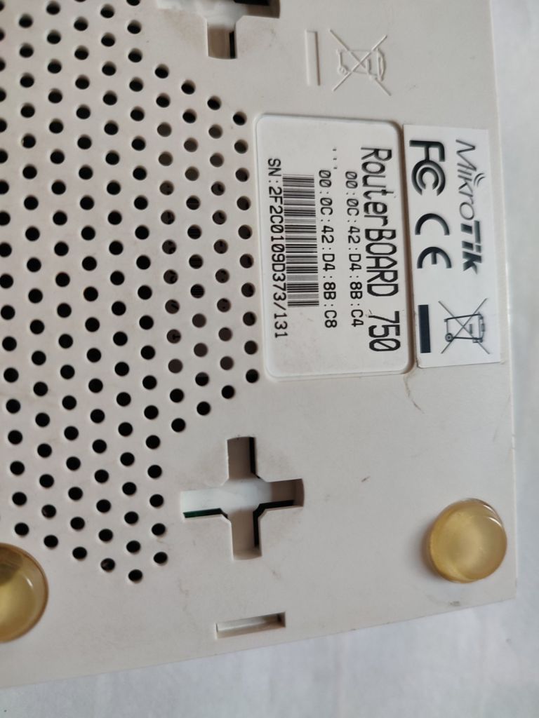 mikrotik  Router board 750 - фото фото фото 2