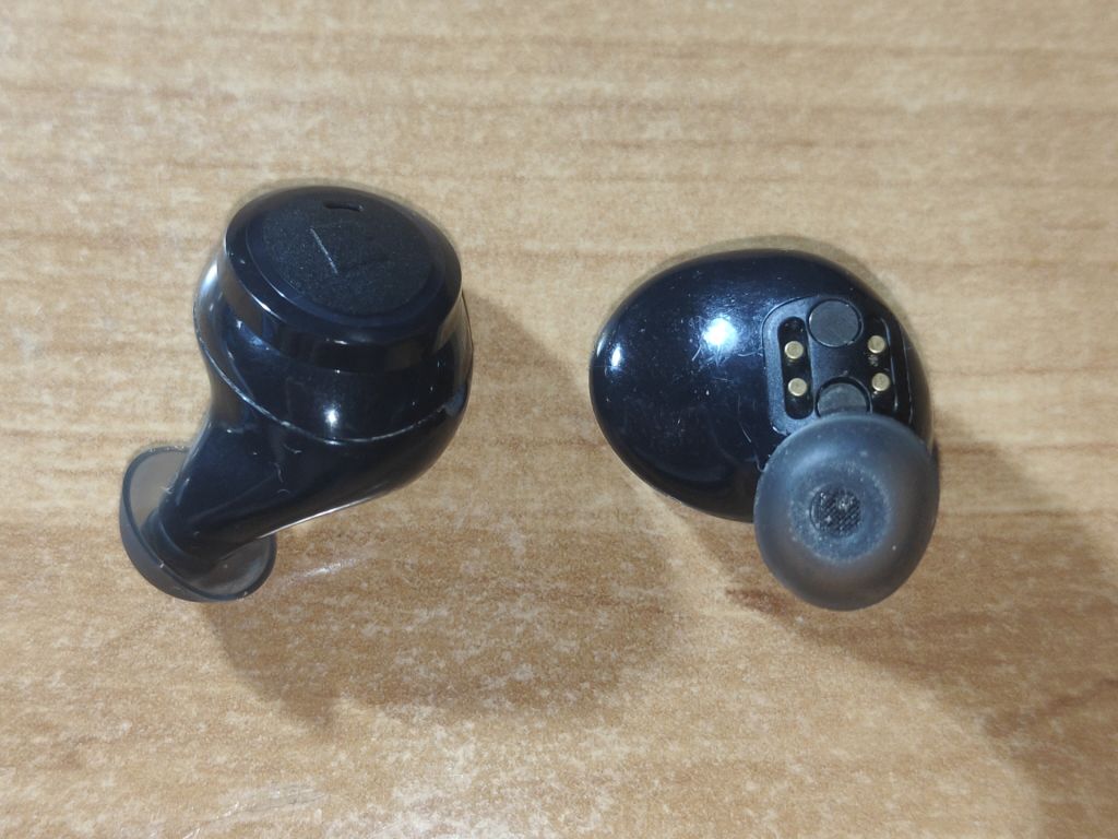 Навушники Bragi True Wireless Earphone - фото фото фото 3