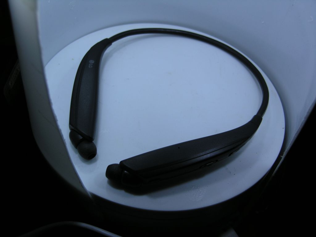 bluetooth стерео гарнитура lg Tone HBS-830 з США - фото фото фото 2