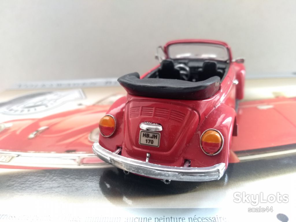 VW Beetle 1303 coupe.Universal hobbies.1/43 - фото фото фото 5