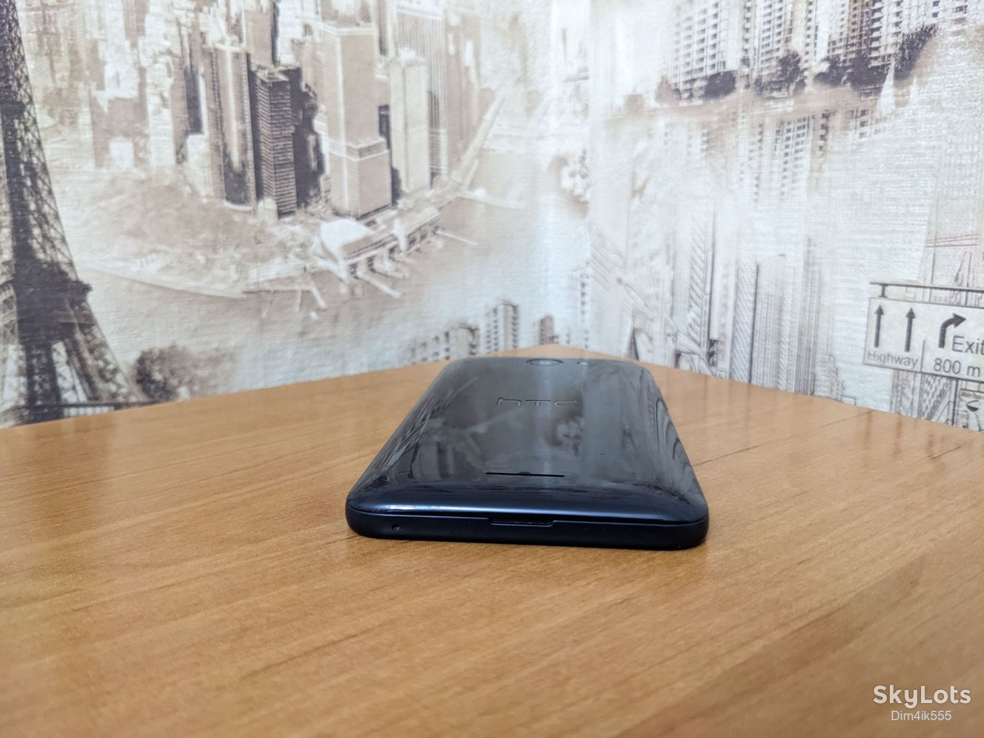 Смартфон HTC Desire 516 Dual Sim - фото фото фото 1