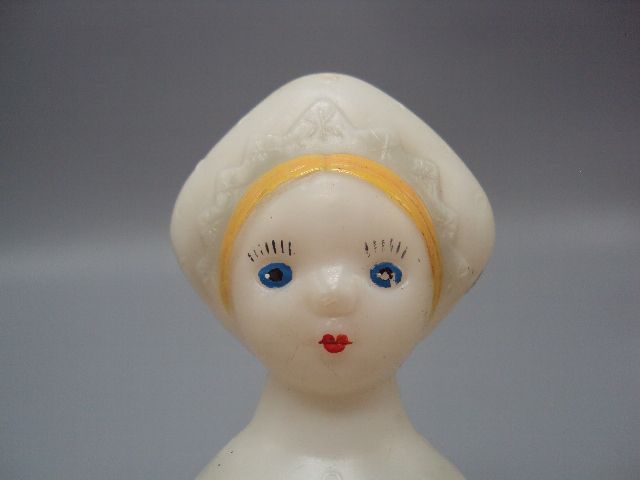 Новогодние украшения игрушка Снегурочка в кокошнике под елку пластик высота 24,5 см №15981 - фото фото фото 2
