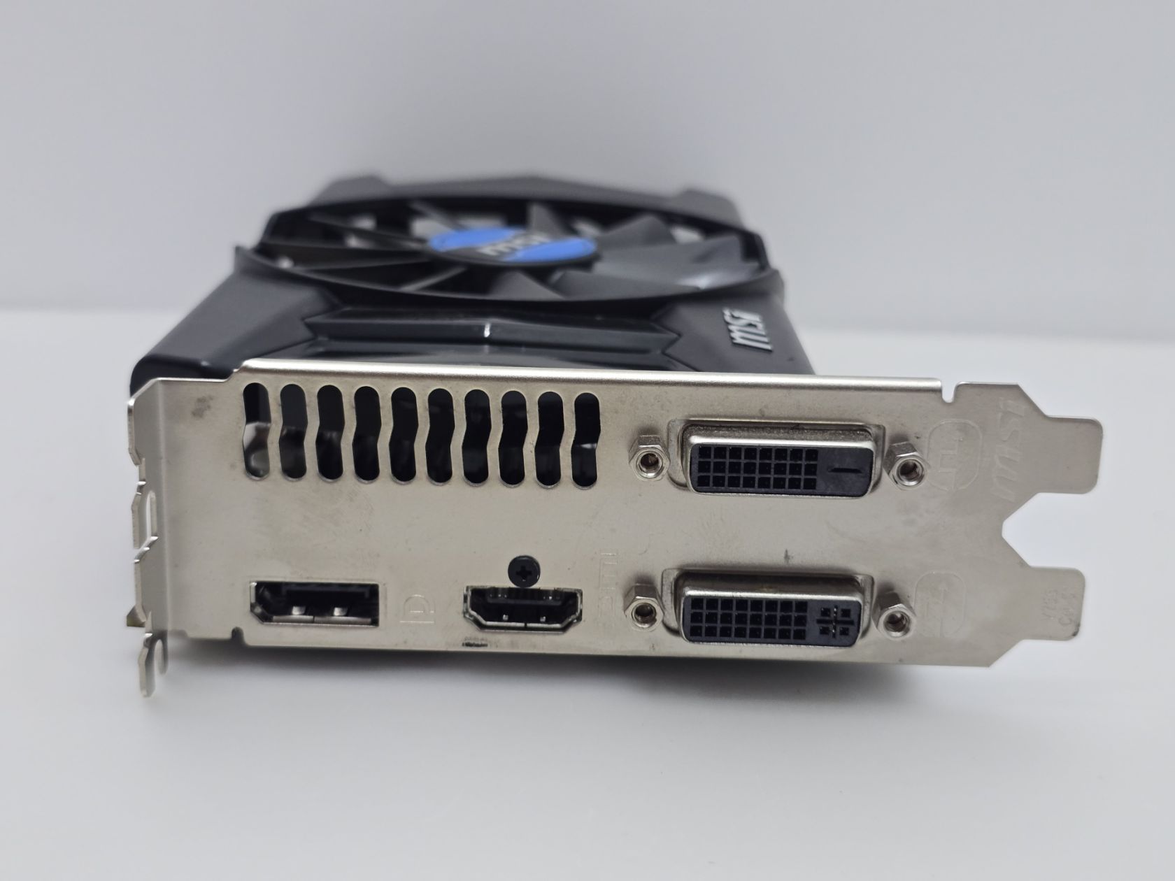 Відеокарта MSI Radeon R7 250X 2GB  (GDDR5,128 Bit,HDMI,PCI-Ex,Б/у) - фото фото фото 1