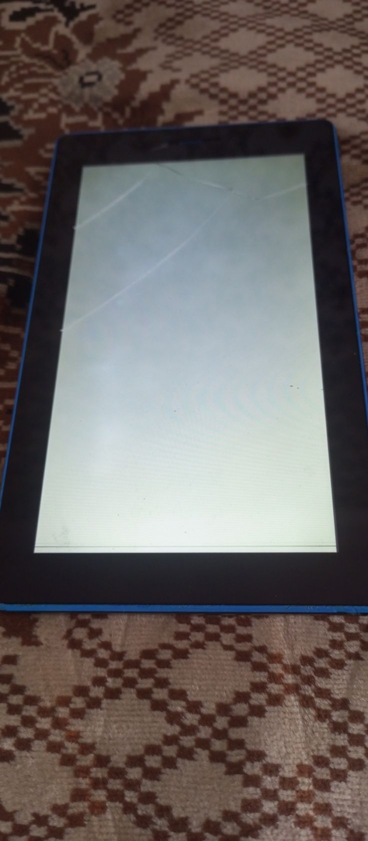 Lenovo Tab3 Essential - фото фото фото 0