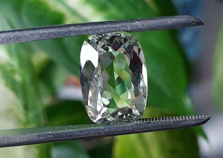Празиолит  11.38ct 17.4x12.6mm - фото фото фото 3