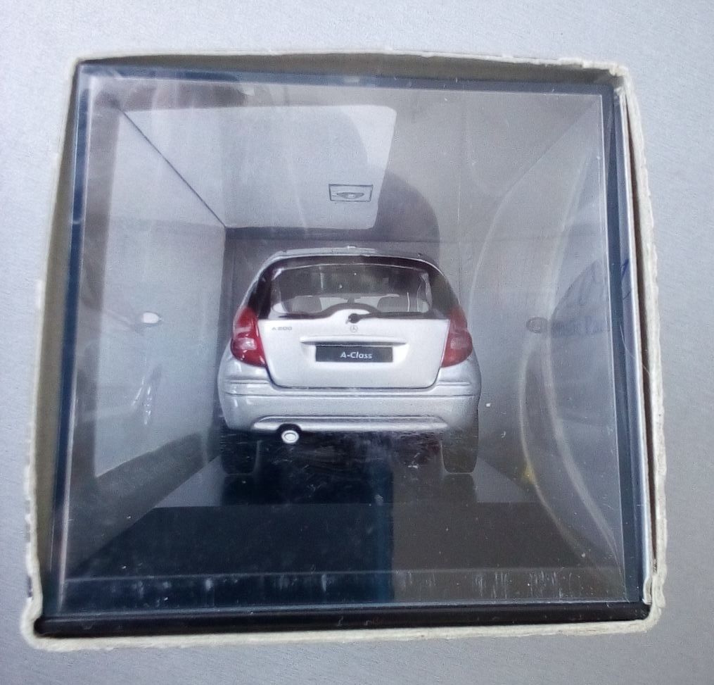 1/43 Welly Mercedes Benz A200 - фото фото фото 3