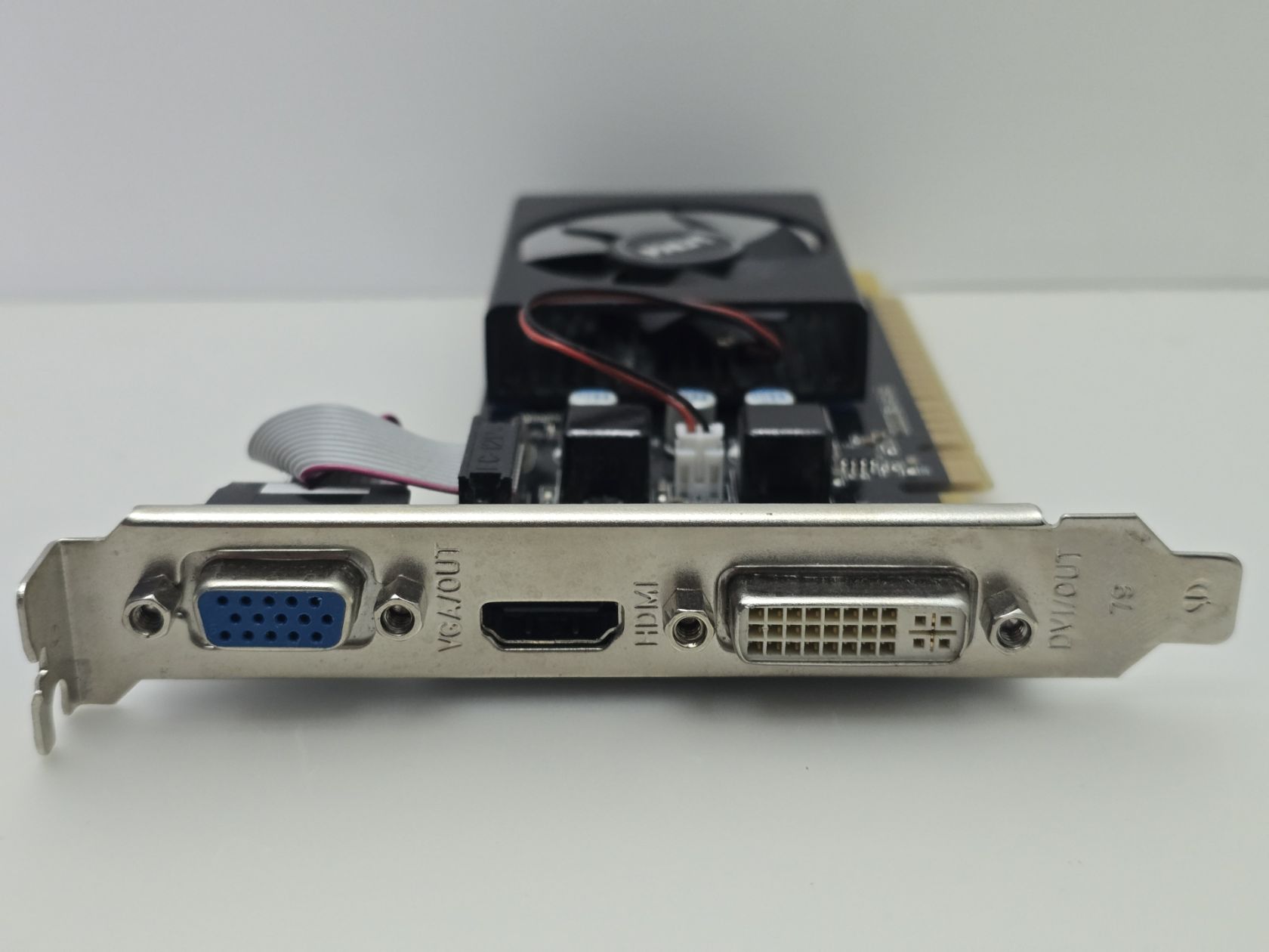 Видеокарта PALIT GeForce GT 610 1GB  (1Gb,GDDR3, 64 Bit, HDMI, PCI-Ex, Б/у) - фото фото фото 1