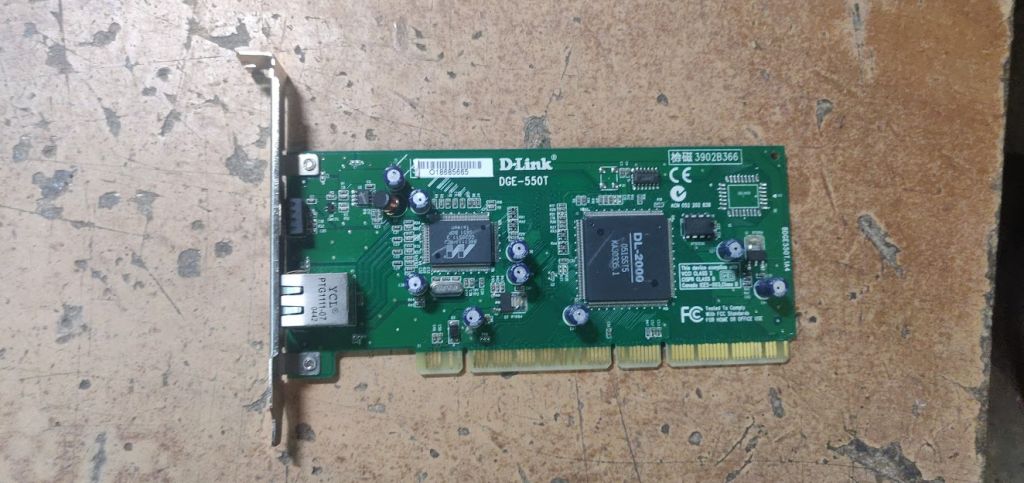 Сетевая карта D-Link DGE-550T PCI64 1Гбит № 223105 - фото фото фото 0