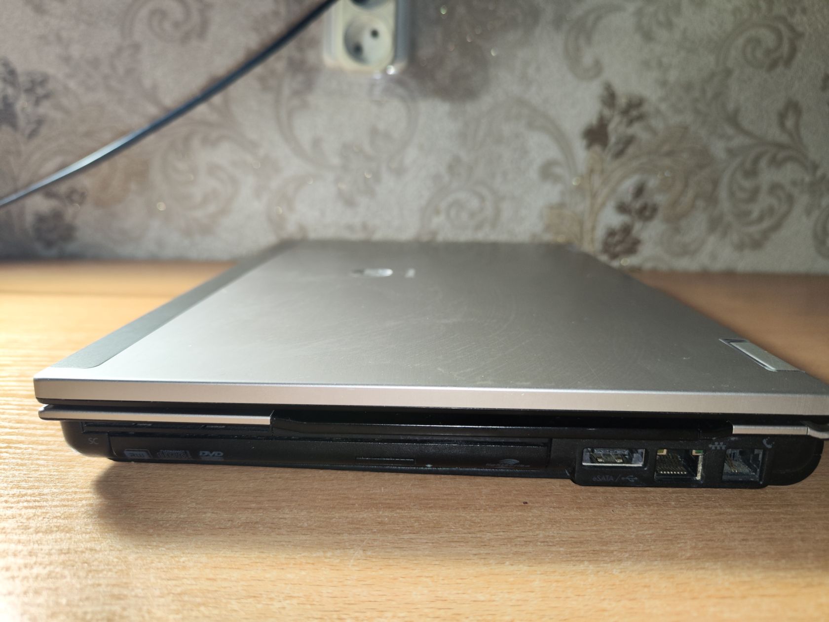Ноутбук HP EliteBook 8440p + ram 6Gb + HDD 500Gb - фото фото фото 3